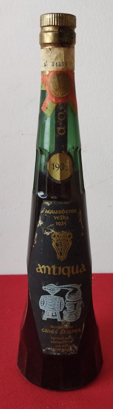 ANTIQUA Aguardente velha 1935