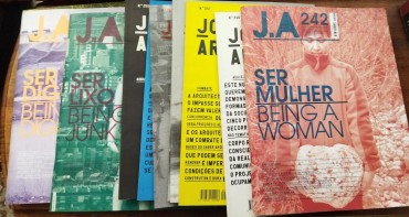Lote de revistas «Jornal Arquitectos»