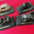 Quatro carros militares miniatura