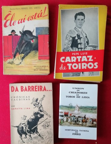 Quatro livros sobre tauromaquia 