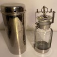 Frasco em vidro, caixa inox, Hospital
