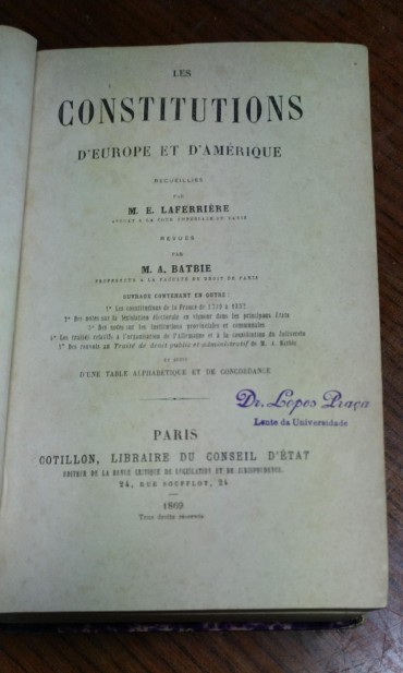 LES CONSTITUTIONS D'EUROPE ET D'AMERIQUE