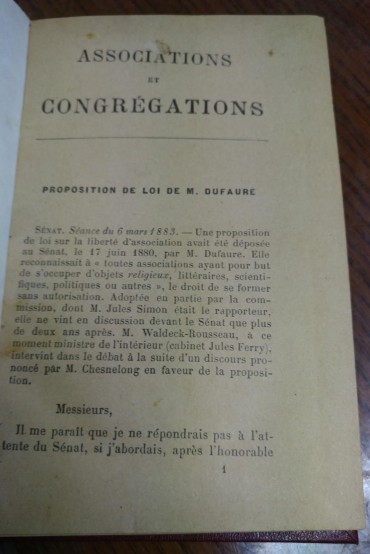 ASSOCIATIONS ET CONGRÉGATIONS