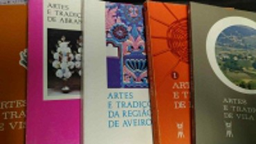 LOTE DE DIVERSAS PUBLICAÇÕES