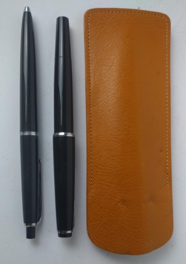 Caneta e esferográfica MONTBLANC