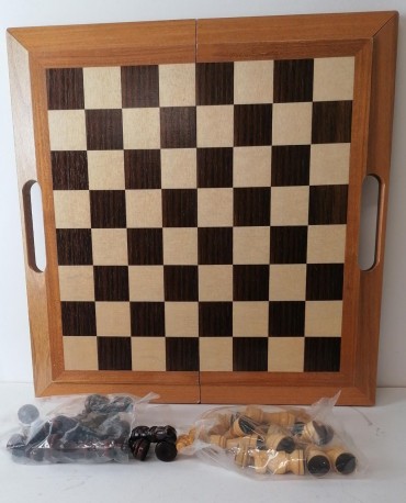 Tabuleiro de xadrez e outros jogos 