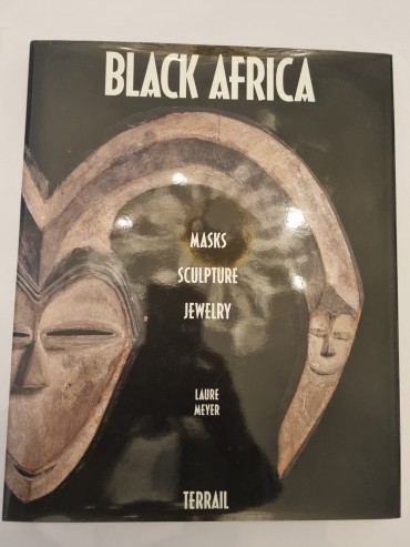 BLACK AFRICA MASKS SCULPTURE JEWELRY 