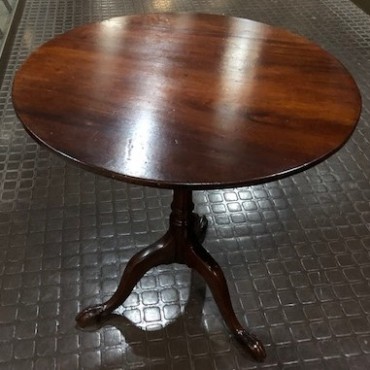 Mesa pé de galo