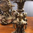 Garniture - Relógio e Par de Castiçais