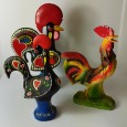 Dois galos de Barcelos e galo