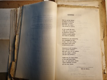 POESIA E TEXTOS DE ANGOLA