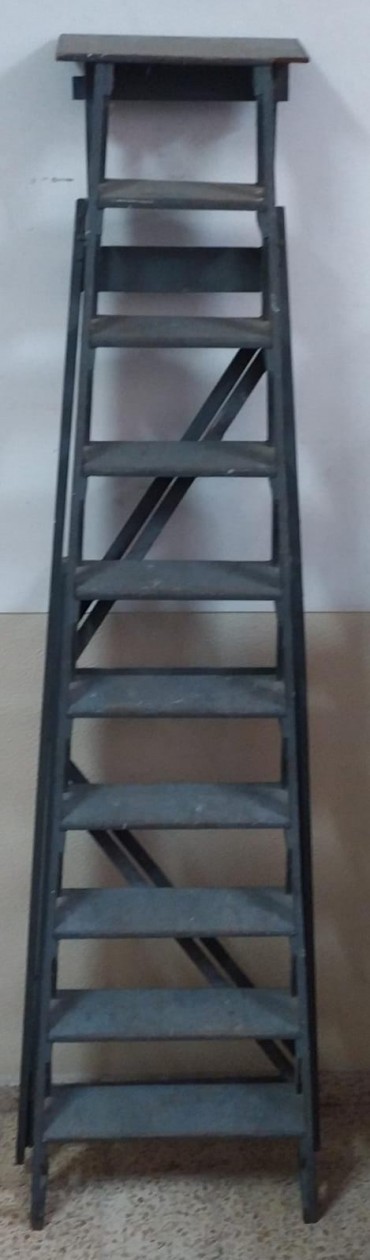 Escadote antigo