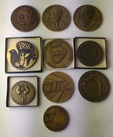 Dez medalhas