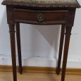 Mesa de cabeceira 