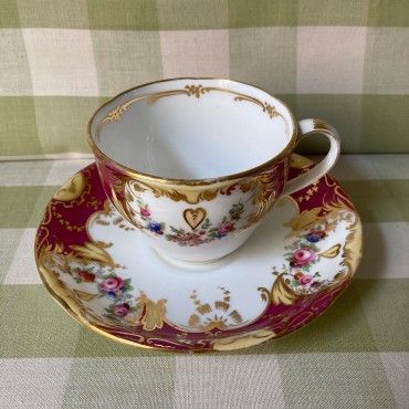 Chávena e tabuleiro