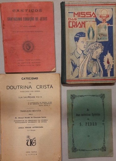 Quatro (4) Livros sobre Igreja Católica e os seus Cristãos
