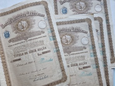 ACÇÕES BANCO PORTUGUEZ E BRAZILEIRO