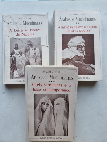 ARABES E MUÇULMANOS