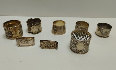Oito argolas de guardanapo