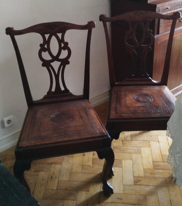 Quatro cadeiras