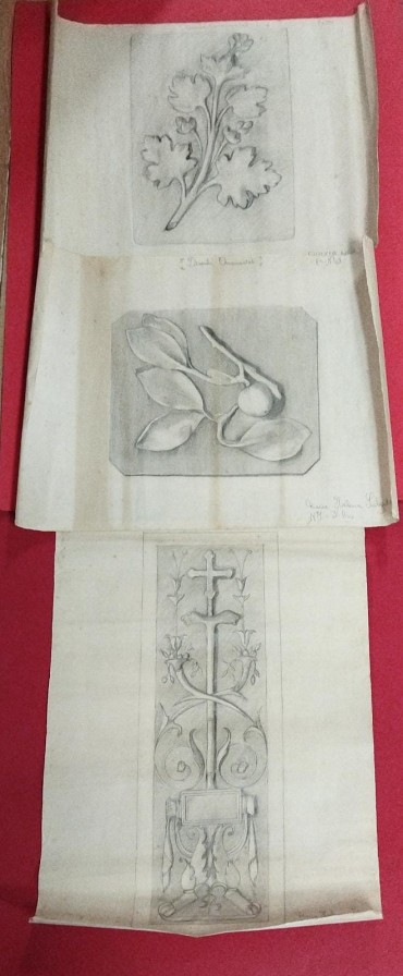 Três desenhos