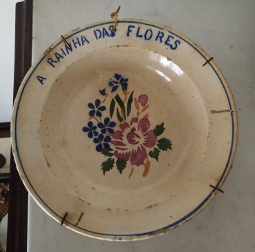 Prato falante «A rainha das flores»