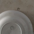 Chávena com pires, travessa oval, bule de doente e prato de criança