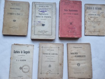 LIVROS MILITARES 