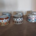 Seis saleiros de mesa