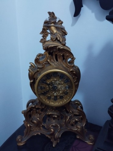 Relógio de mesa 