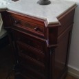 Mesa de cabeceira 
