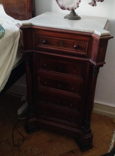 Mesa de cabeceira 