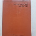 INSTRUMENTOS MUSICAIS