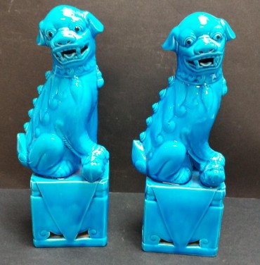 Dois cães de fôo