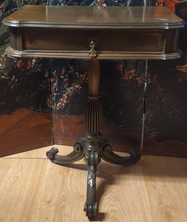 Mesa de cabeceira 