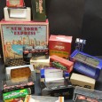 Lote de caixas de brinquedo