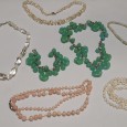 Colares e pulseiras