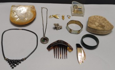 Lote de bijuteria diverso