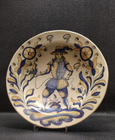 Prato de grandes dimensões 