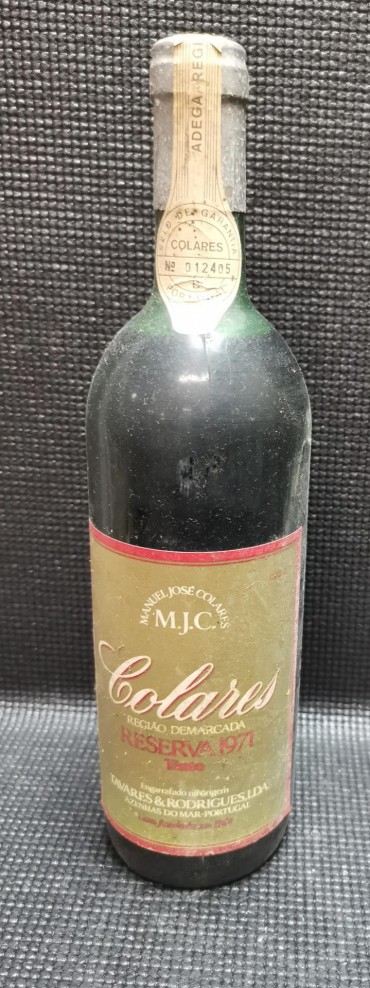 7 GARRAFAS COLARES TINTO 1971