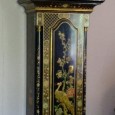 Relógio de caixa alta