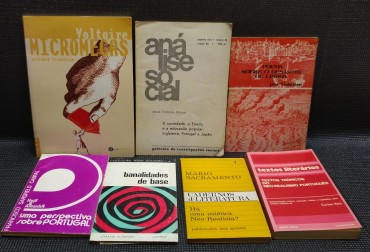 LOTE DIVERSO DE LIVROS