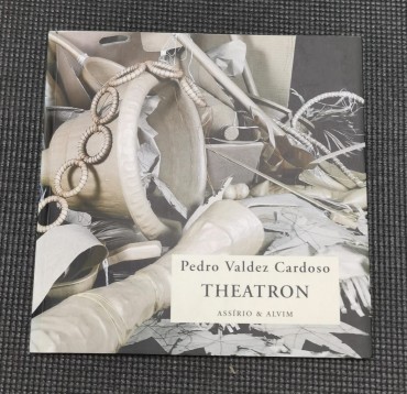 THEATRON