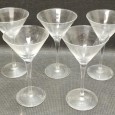 Cinco copos de cocktail