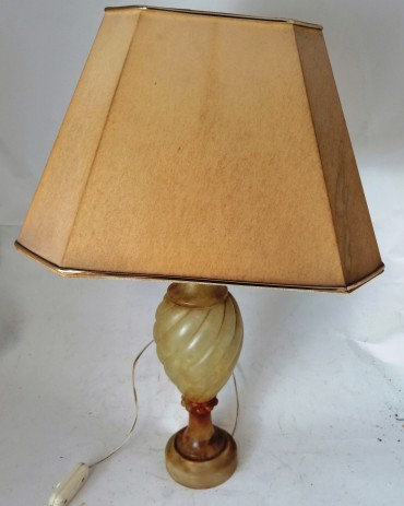 Candeeiro de mesa 
