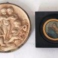 Medalhão e miniatura 