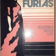 Três (3) Livros de Literatura, Romance, etc	