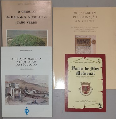 Quatro (4) Livros sobre Locais de Portugal e Cabo Verde