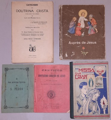 Cinco (5) Livros sobre Igreja Católica e os seus Cristãos