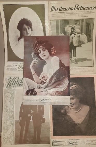 Cinco (5) Revistas Ilustração Portugueza